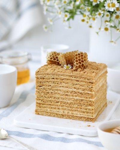 Украшение медовика