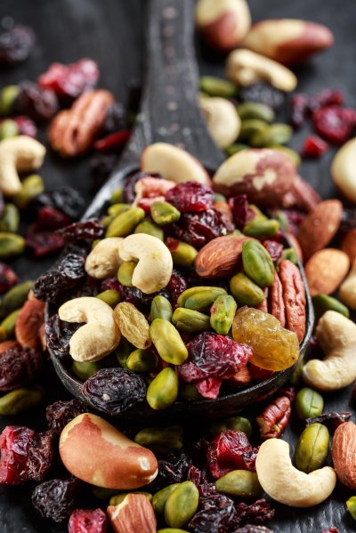 Орехи и сухофрукты