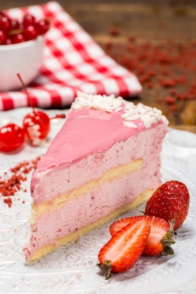 Торт с кремом