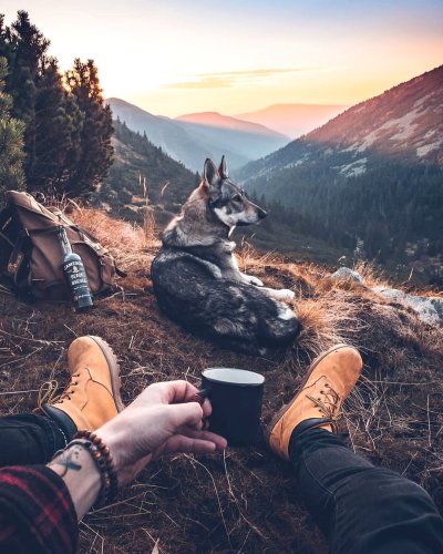 Парень в горах