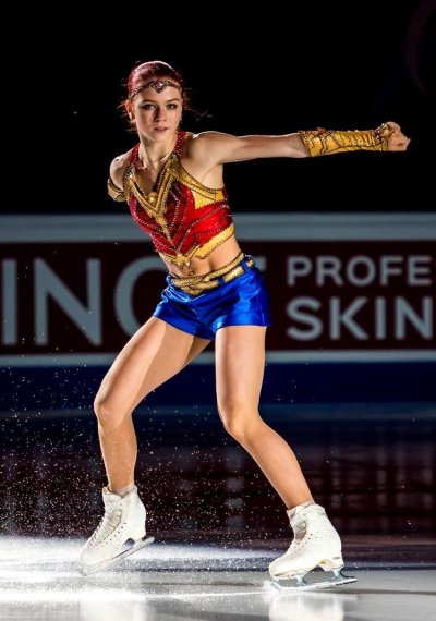 Саша фигуристка 2022