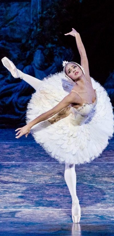 Балет Лебединое озеро Одетта