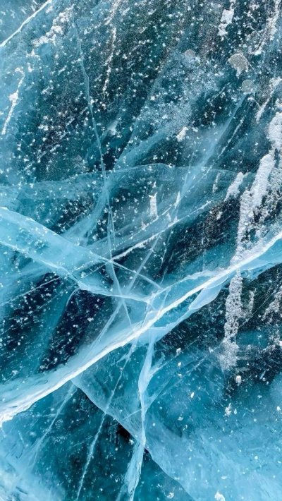 Лед Байкала