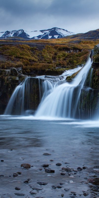 Водопад в горах
