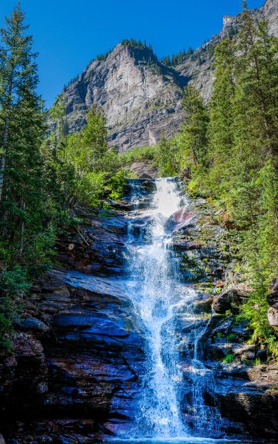 Заставка на телефон водопад