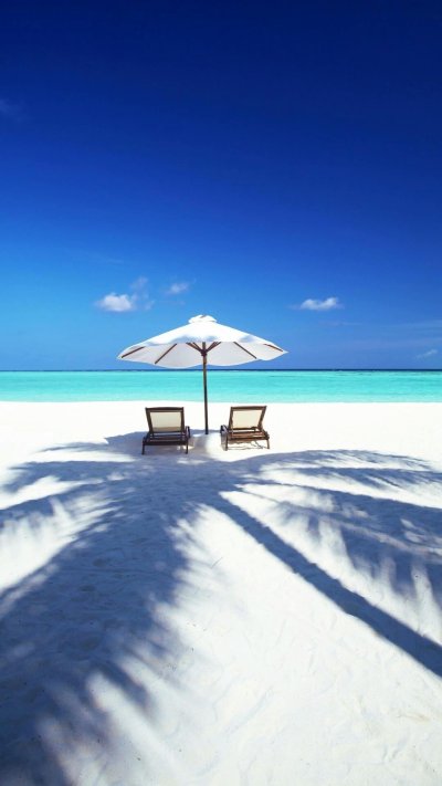 Красивый пляж