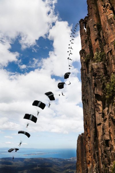 Бейсджампинг