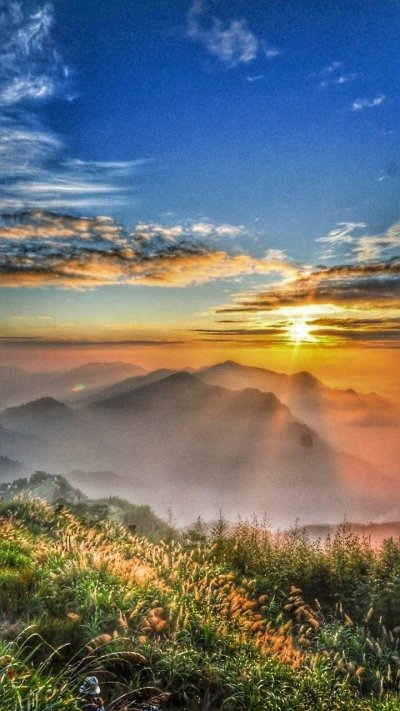 Рассвет в горах