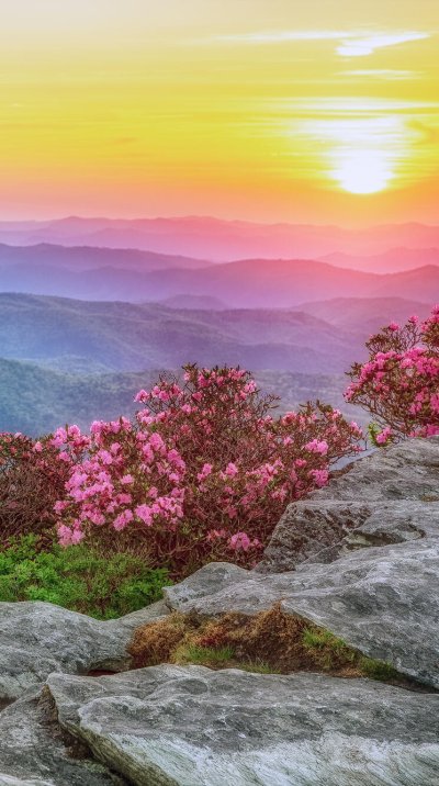 Рассвет в горах