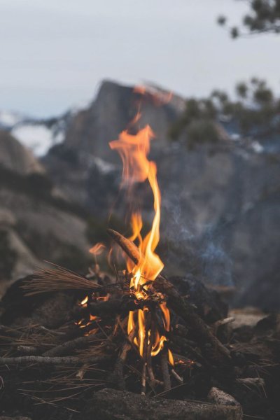 Костер на природе