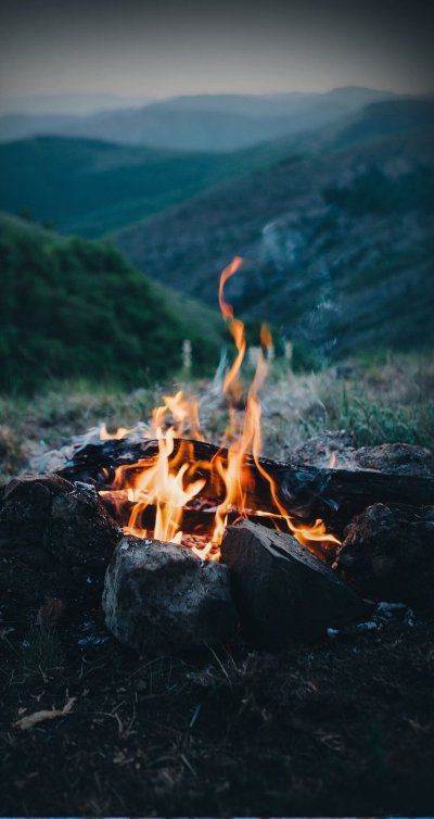 Костер на природе