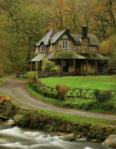 Осенний пейзаж с домиком