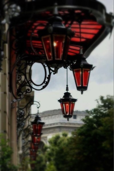 Старинный фонарь