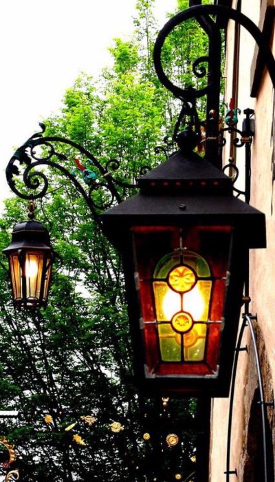 Вывеска фонарь