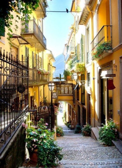 Белладжио Комо Италия улочки